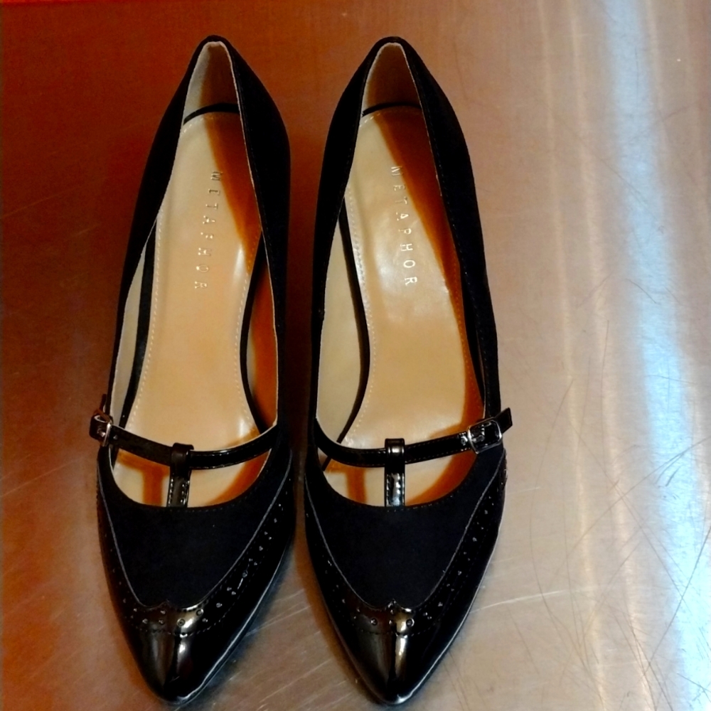 Metaphor black 9m 4inch heel.